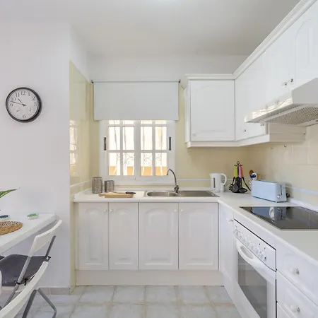 Apto Balcones Del Atlantico Адехе